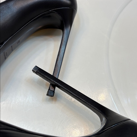 SAINT LAURENT Paris 36 - Picture 9 of 17